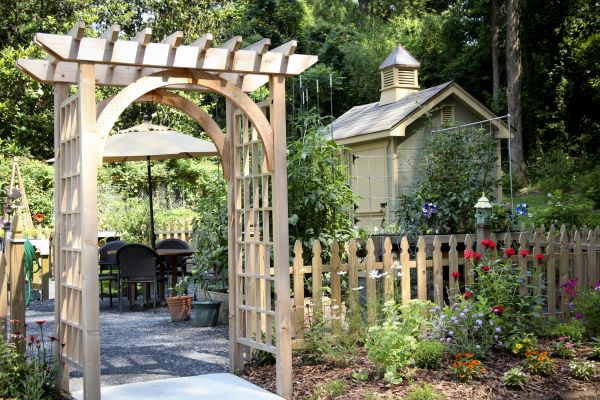 Trellis Mounting in Orem